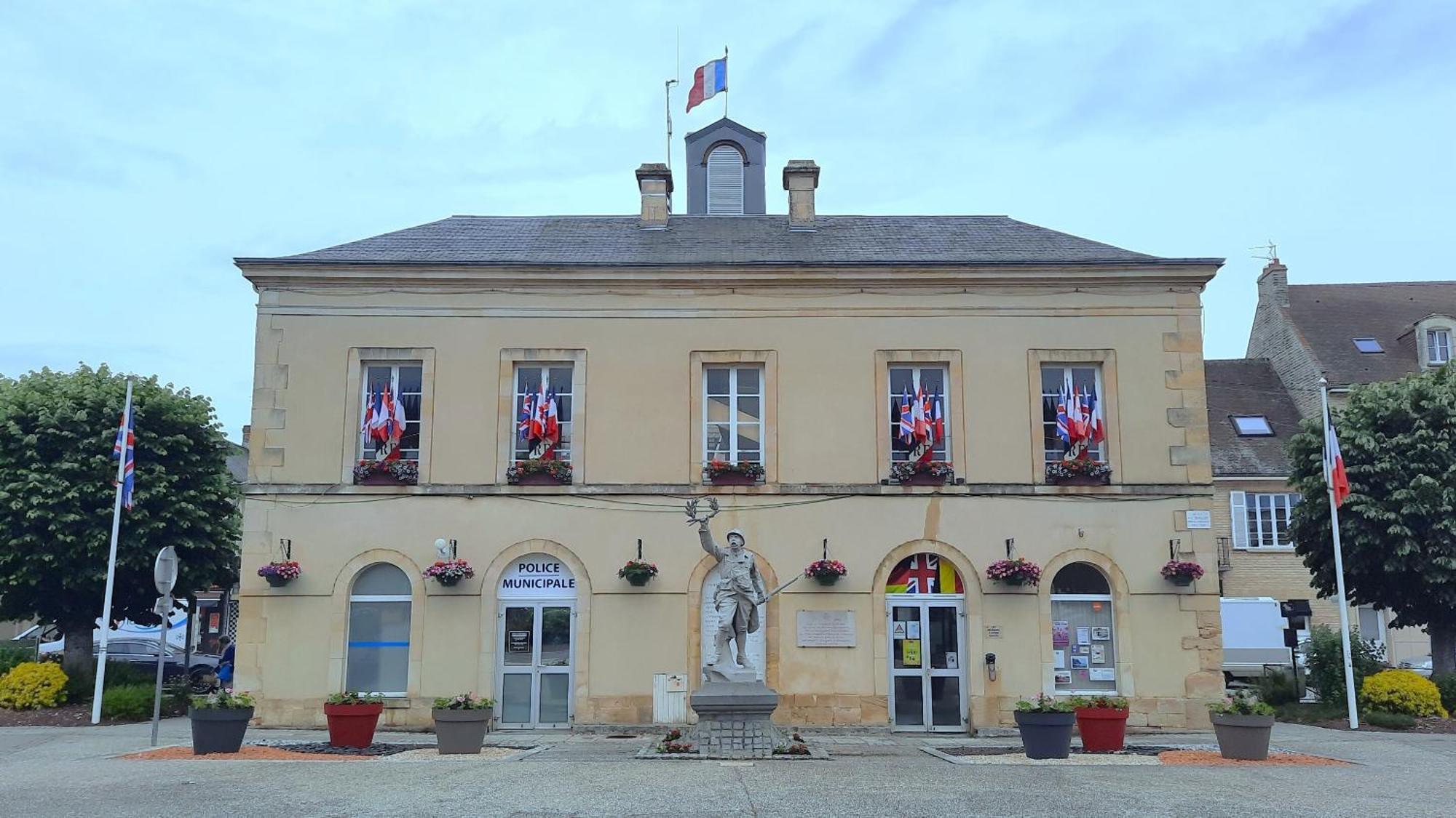 La Maison Du Pays D'Auge Troarn Exterior foto